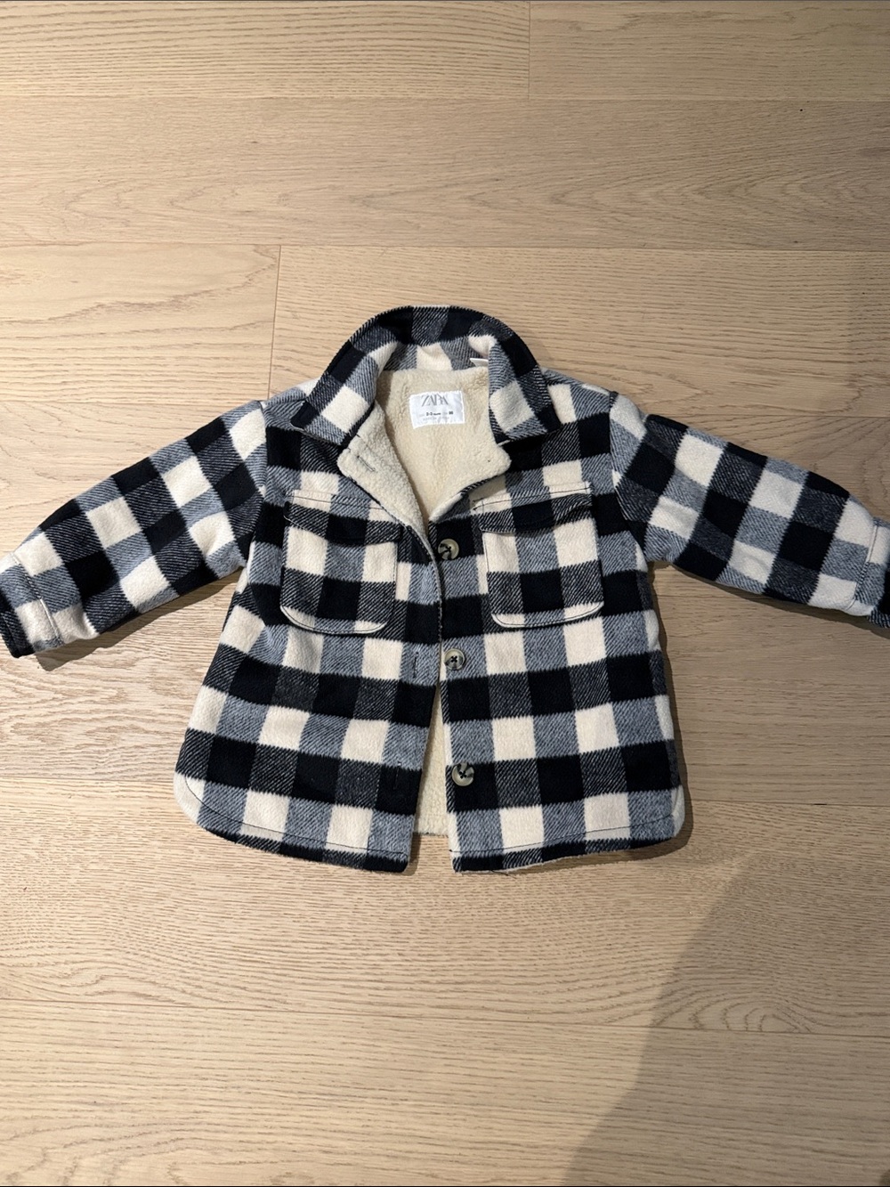 Zara Black and Cream Buffalo Plaid Shacket Jacket size 2-3